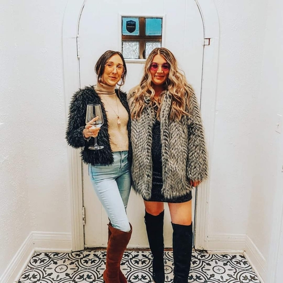 Meet your Posher, Alex - Picture 1 of 9